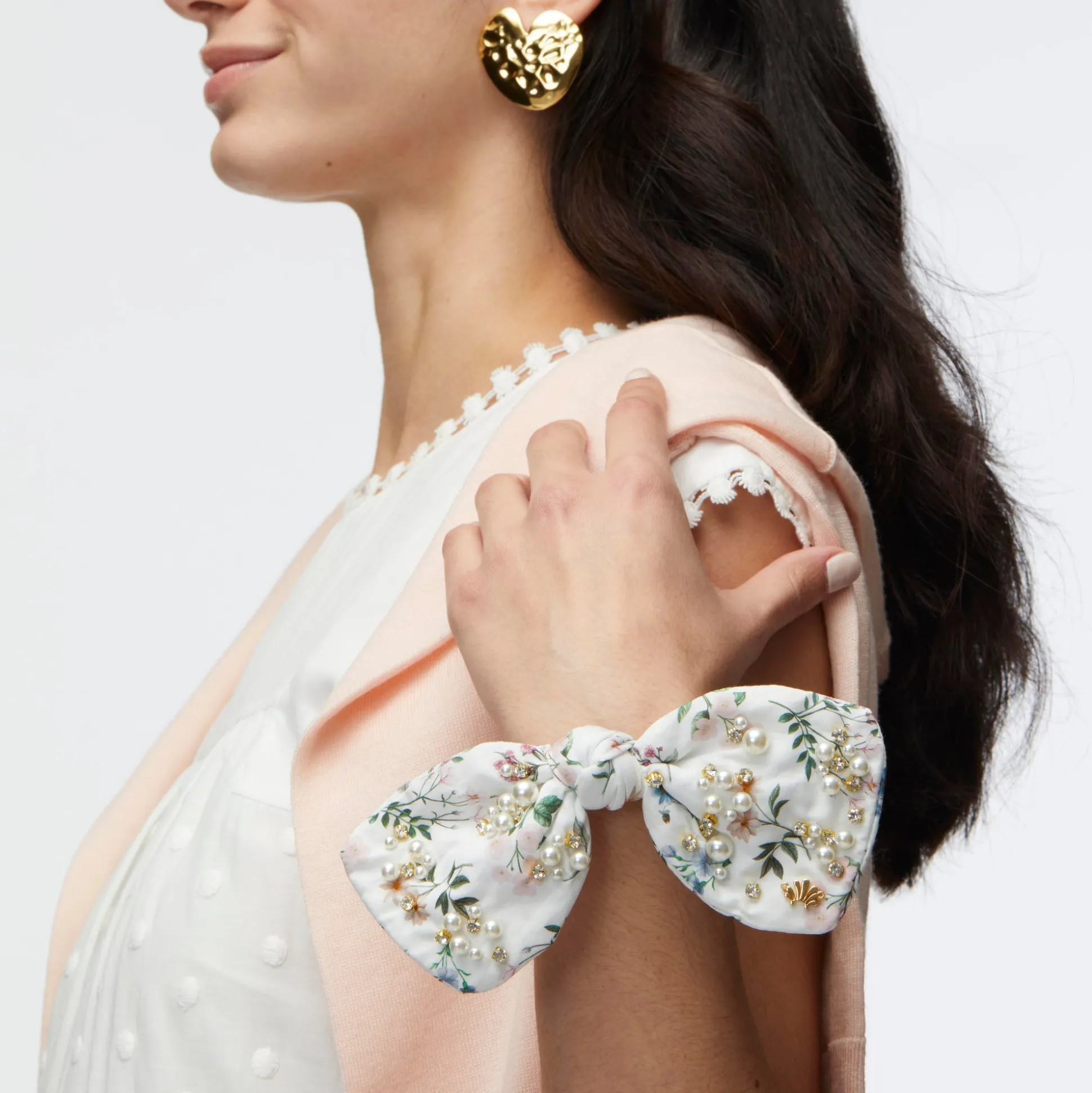 ANNIE PENNY LIBERTY PEARL CRYSTAL BOW SCRUNCHIE