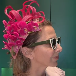 FUCHSIA FLUTTER LELE SADOUGHI x KGB ONE-OF-A-KIND FASCINATOR