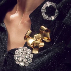 GOLD DECO BOW BROOCH