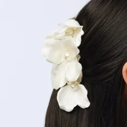 IVORY MAGNOLIA CLAW CLIP