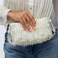IVORY PEARL WILLOW BEADED CLUTCH
