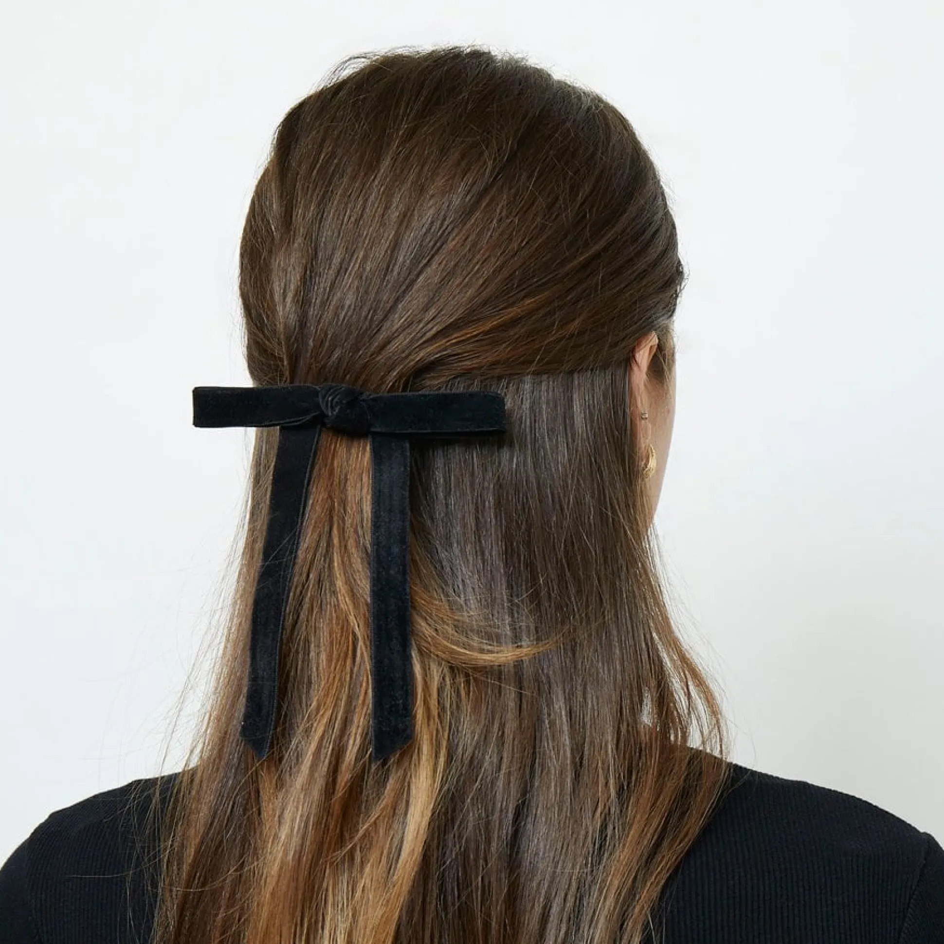 JET BARDOT BOW BARRETTE