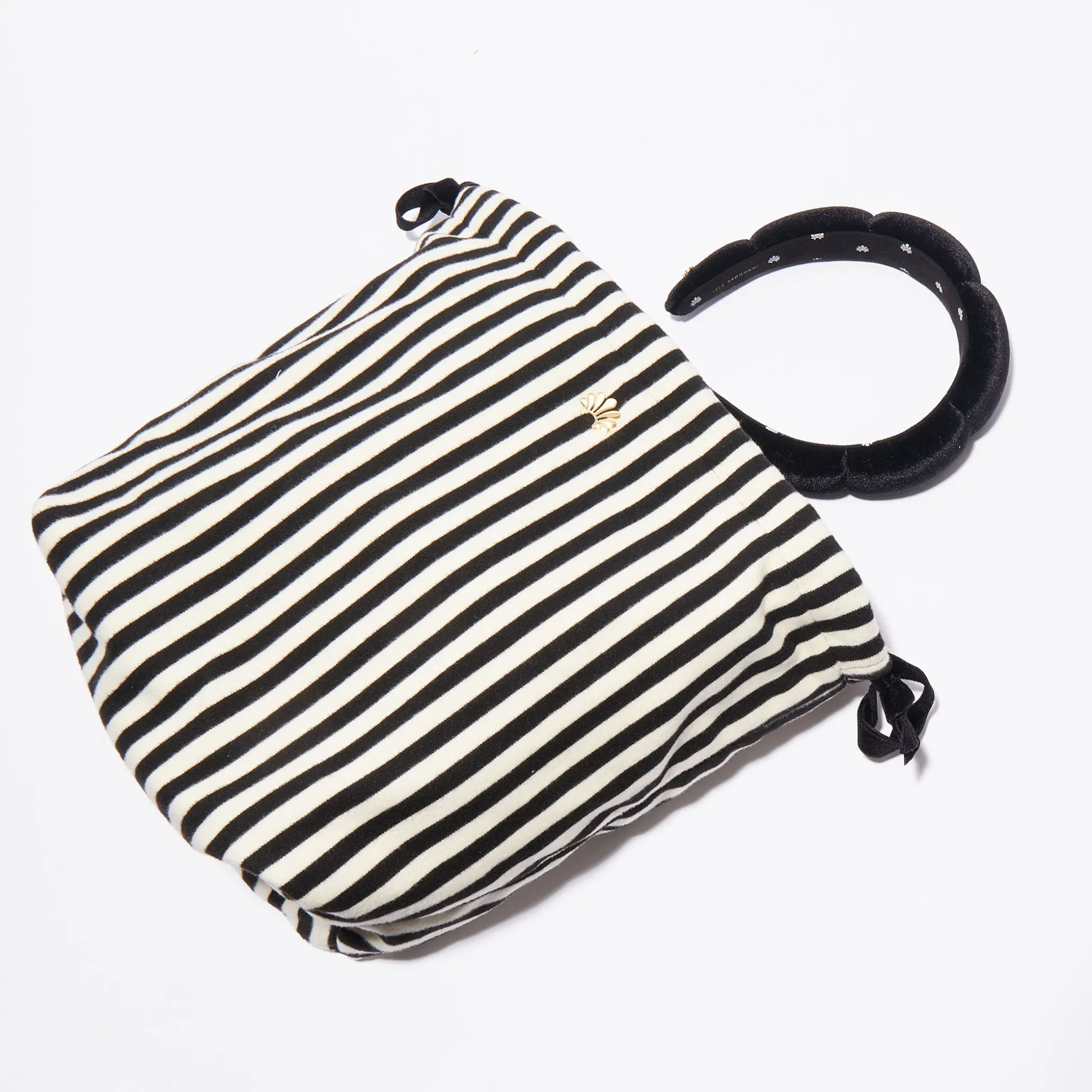 JET IVORY DRAWSTRING HEADBAND STORAGE POUCH
