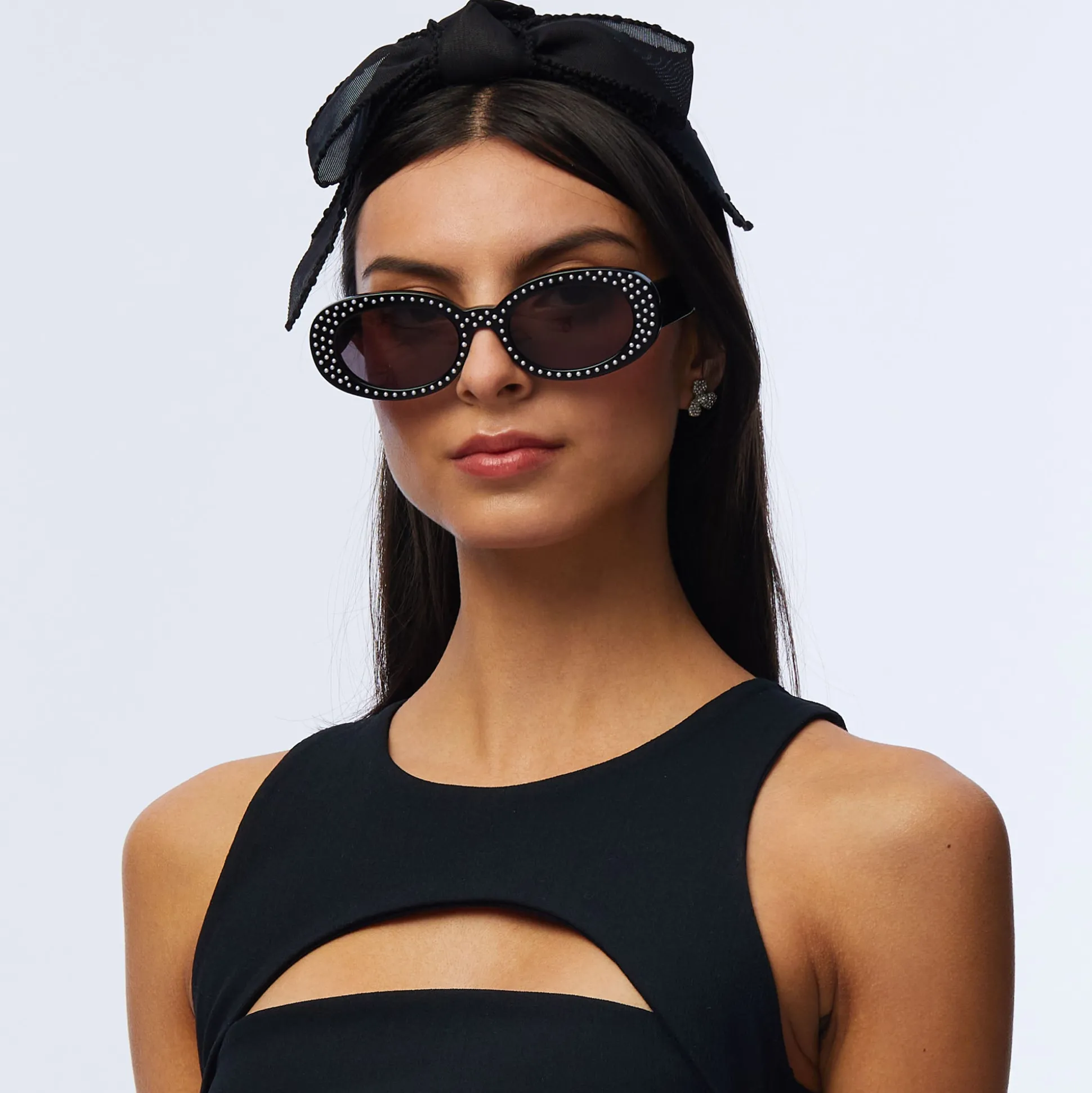 JET OCEANSIDE PEARL OVAL SUNGLASSES