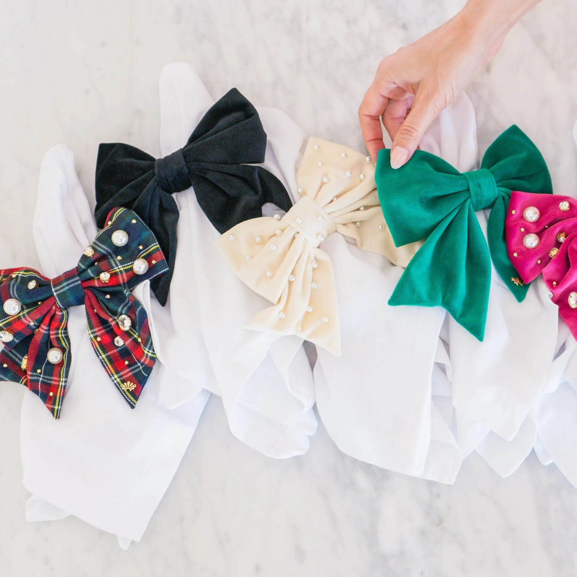 MIDNIGHT PLAID SET OF 4 EMBELLISHED PLAID BOW NAPKIN RINGS