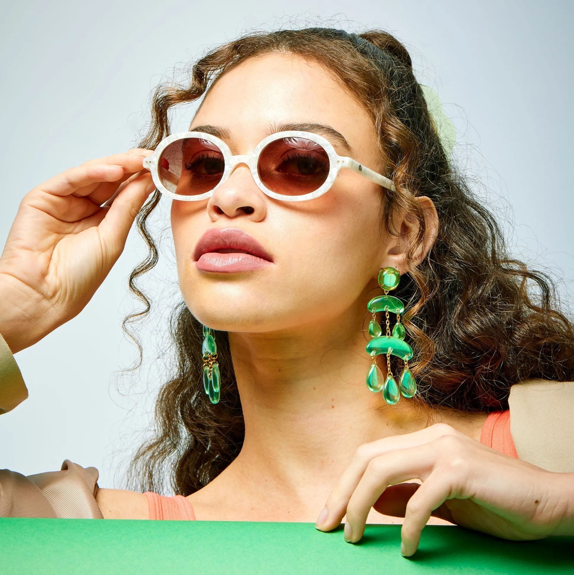 MOTHER OF PEARL AUSTIN SUNGLASSES