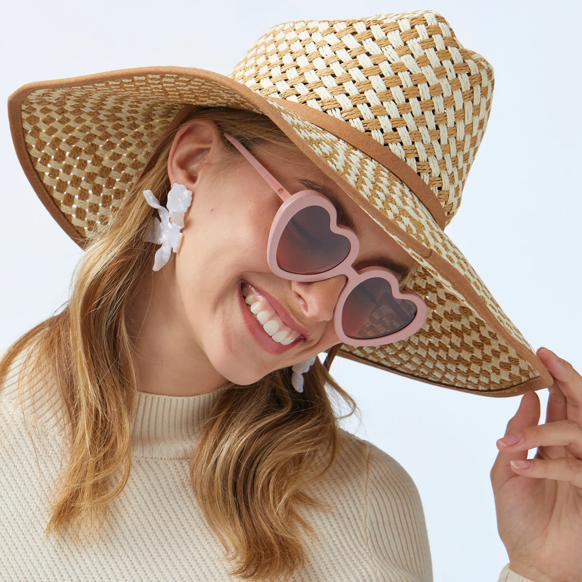 NATURAL STRAW CHECKERED HAT