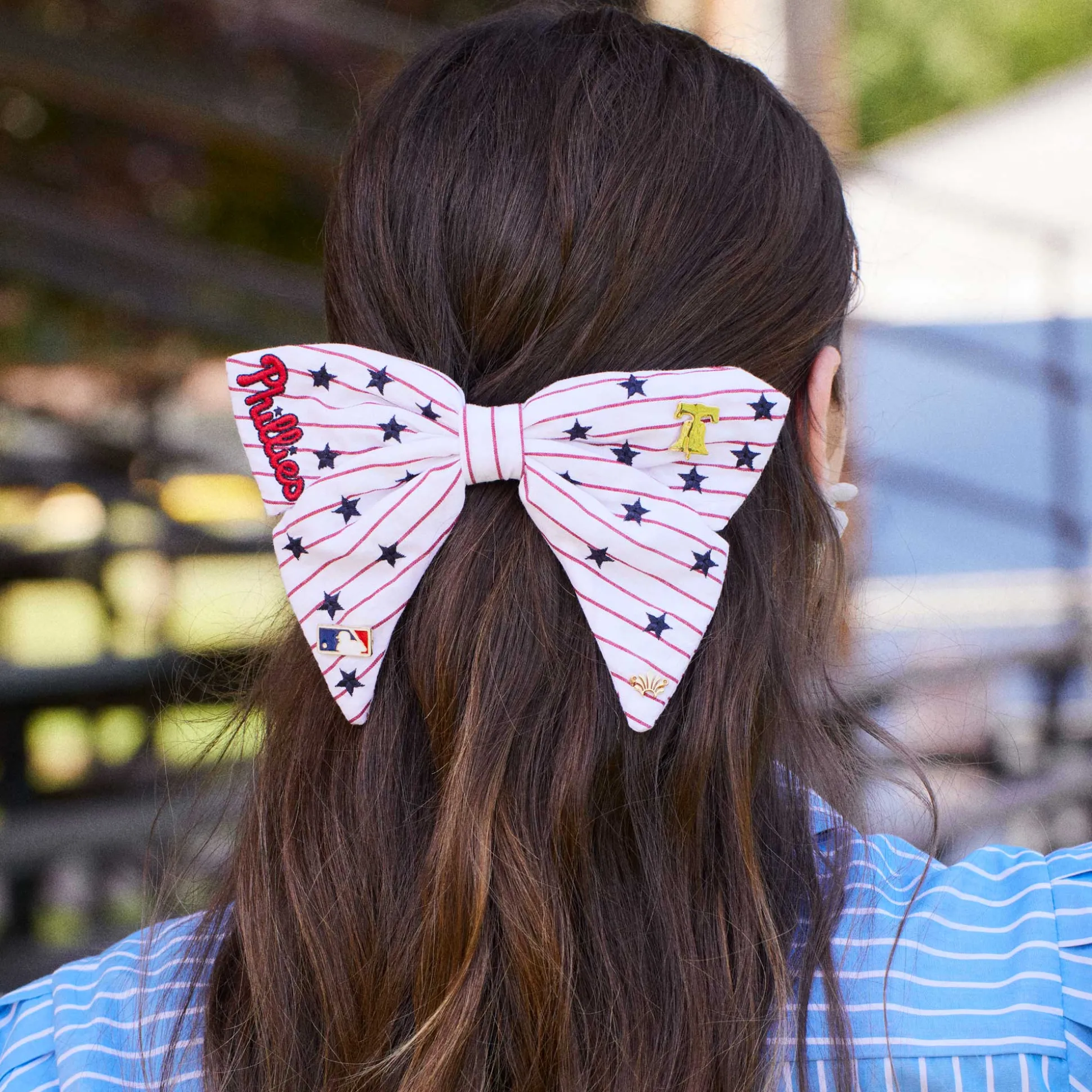 PHILADELPHIA PHILLIES LELE SADOUGHI / MLB STRIPE RED BOW BARRETTE